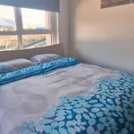 Modern Mountain View P&e Netflix Included