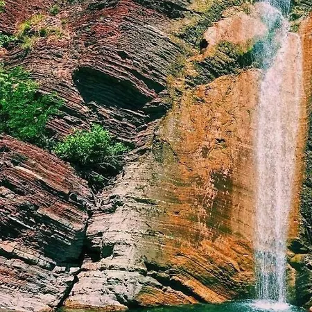 Modern Mountain View P&e Netflix Included Apartamento Tirana