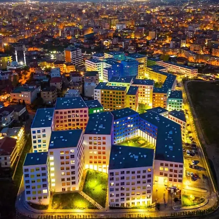 Modern Mountain View P&e Netflix Included