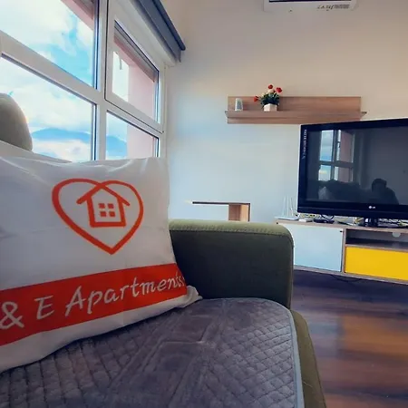 Modern Mountain View P&e Netflix Included 公寓 地拉那