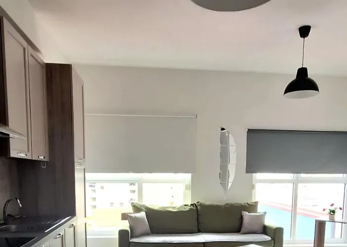 Modern Mountain View P&e Netflix Included Apartment Tirana