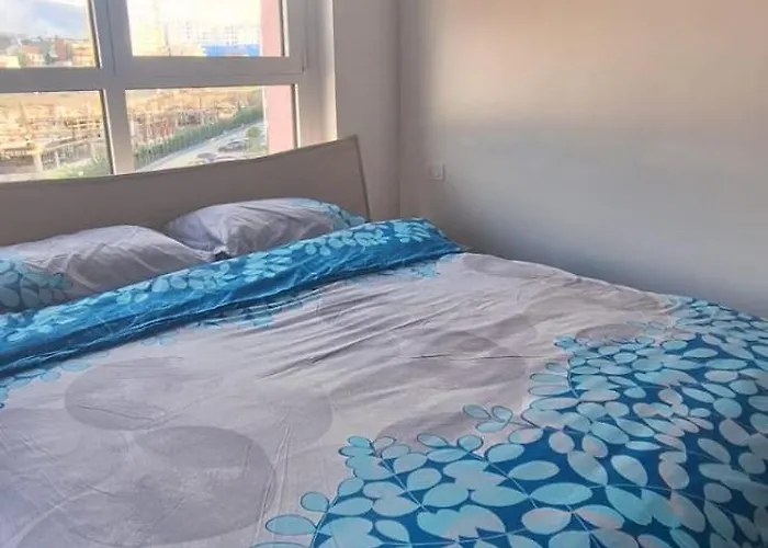 Modern Mountain View P&e Netflix Included