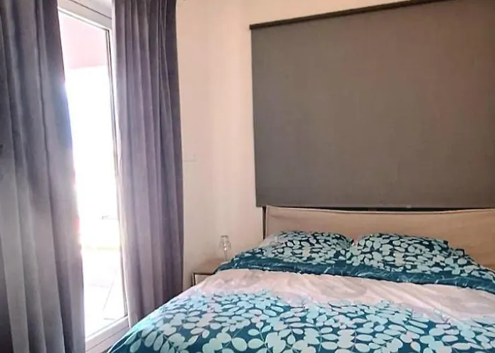 Modern Mountain View P&e Netflix Included 地拉那